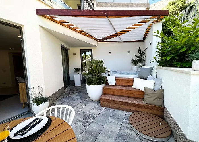 Villa Oneum - Apartment Mare With Privat Jacuzzi
